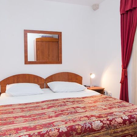 דוברובניק Apartments Lepur מראה חיצוני תמונה